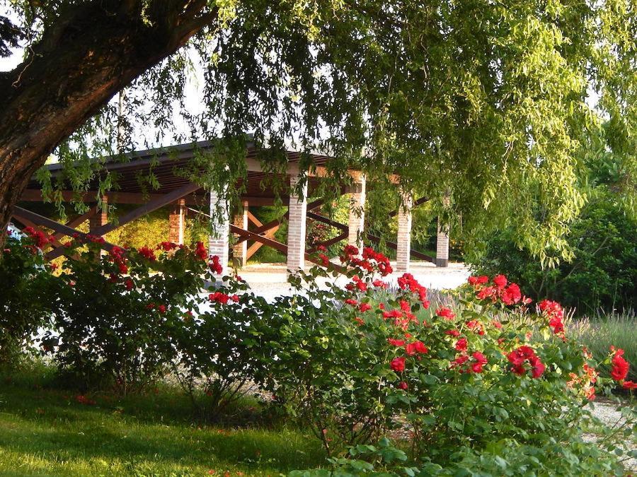 Locanda Del Toro Otel Calderara di Reno Dış mekan fotoğraf